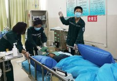 山东菏泽市三院急诊科成功抢救一名超长时间心脏骤停患者