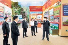 习近平在参观“奋进新时代”主题成就展时强调 踔厉奋发勇毅前行团结奋斗  夺取中国特色社会主义新胜利 李克强栗战书汪洋王沪宁赵乐际